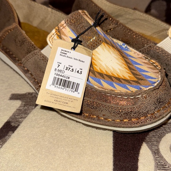 Ariat Women’s Cruiser Print Shoes - Picture 6 of 11